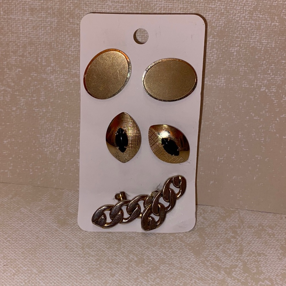 3 pair of vintage cuff links 109